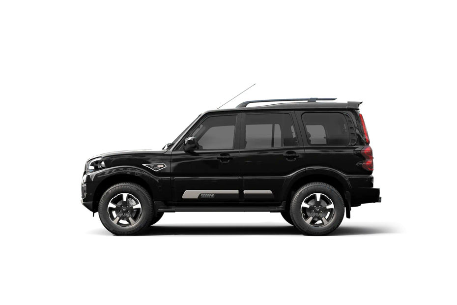 Mahindra Scorpio Classic Napoli Black