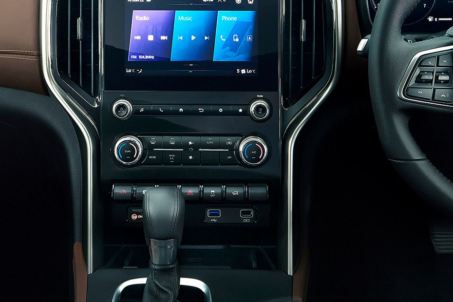 Mahindra Scorpio N AC controls