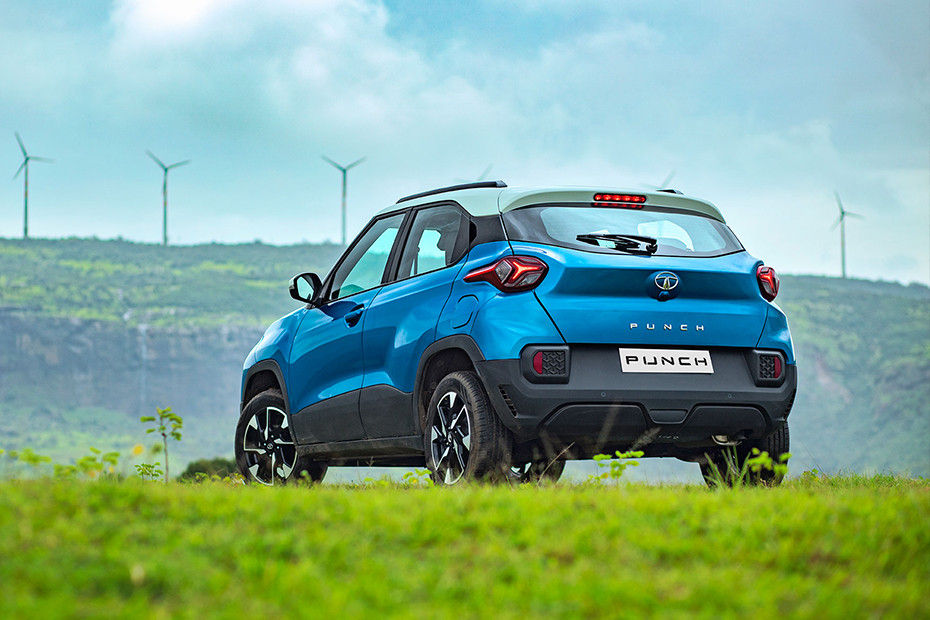 Tata Punch Rear 3/4 left