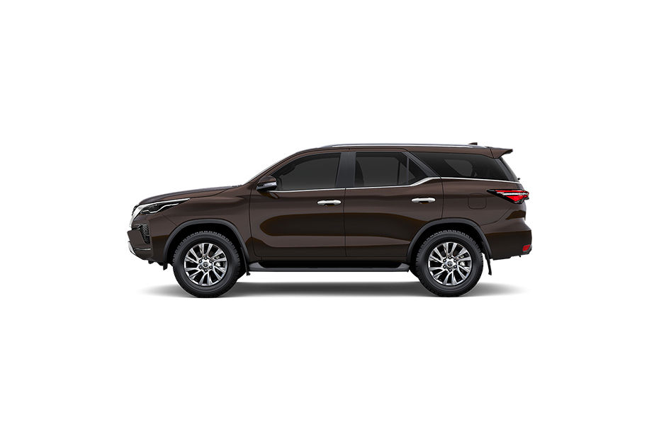 Toyota Fortuner Phantom Brown