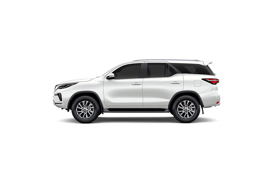 Toyota Fortuner Platinum White Pearl