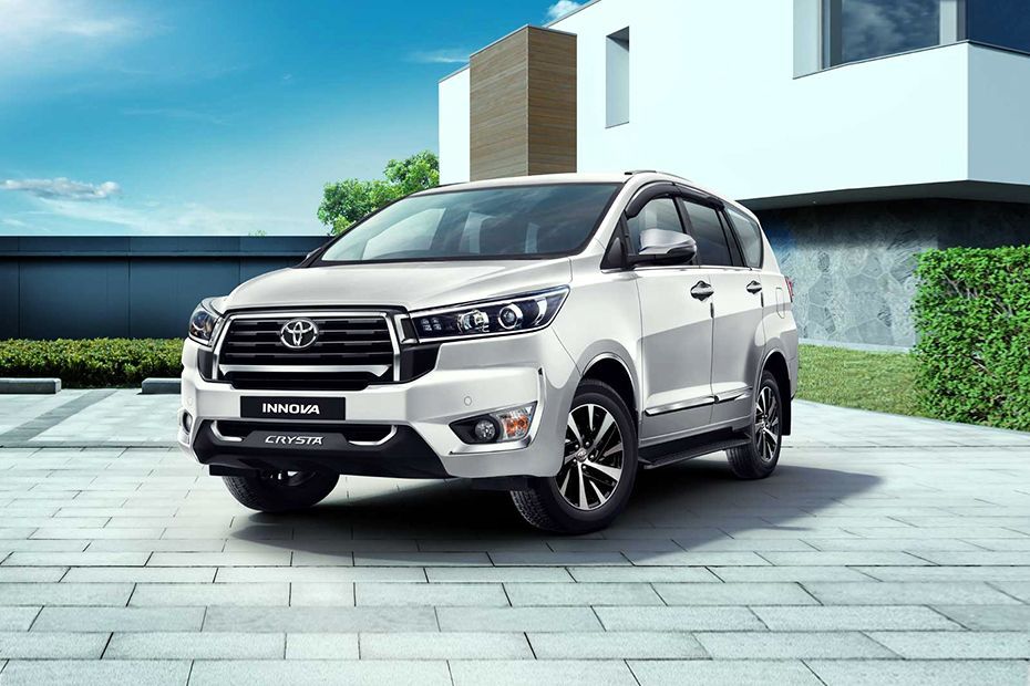 Toyota Innova Crysta Front