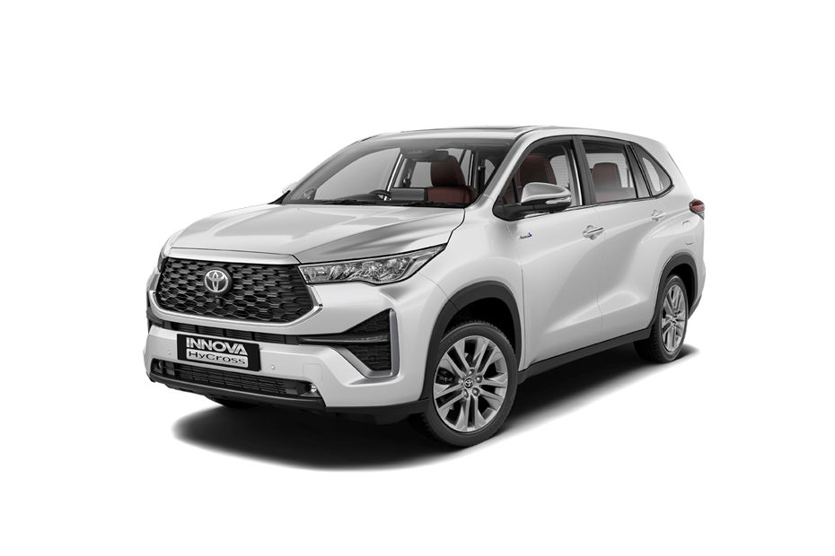 Toyota Innova Hycross Super White
