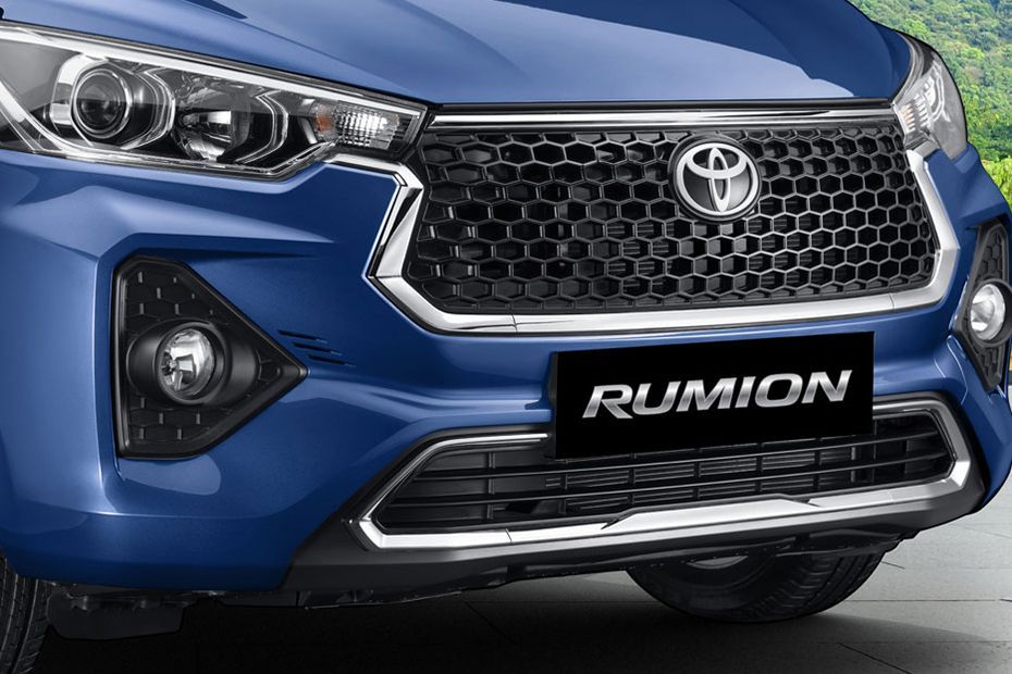 Toyota Rumion Bumper